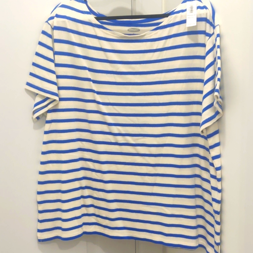 Boat neck shirt